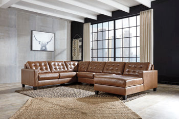 Baskove Sectional with Chaise - Evans Furniture (CO)