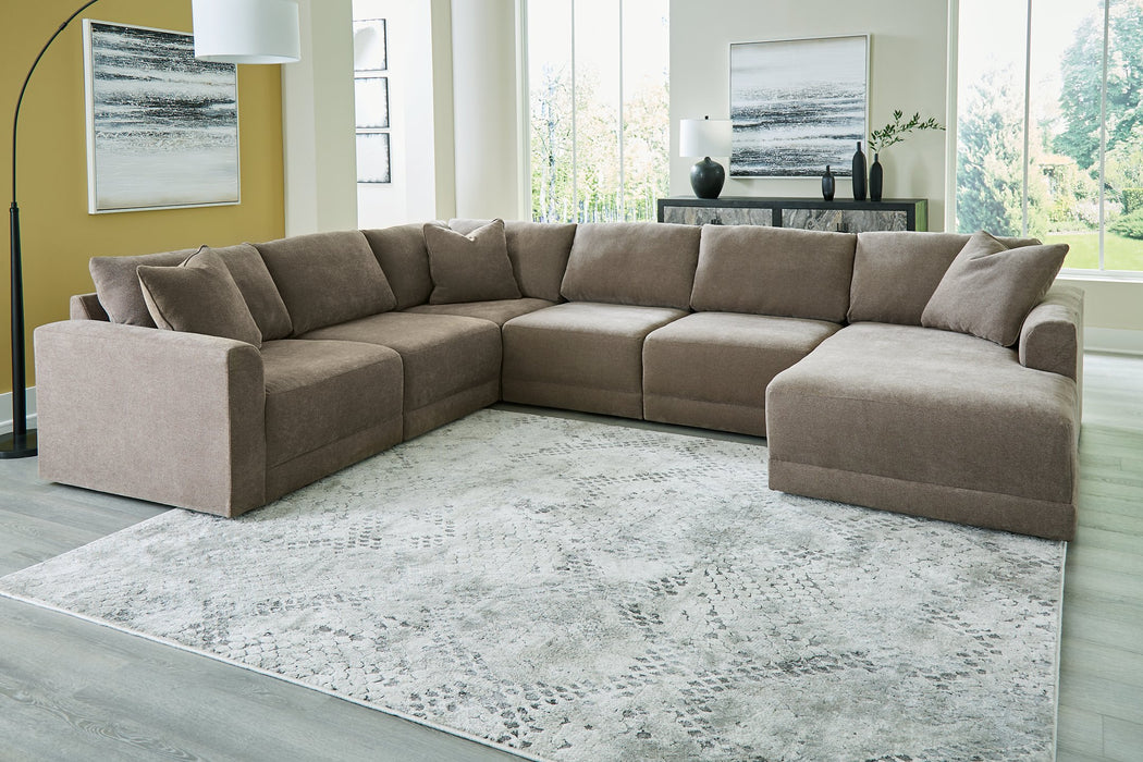 Raeanna Sectional with Chaise - Evans Furniture (CO)