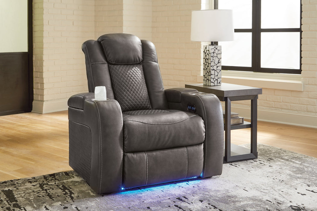 Fyne-Dyme Power Recliner - Evans Furniture (CO)