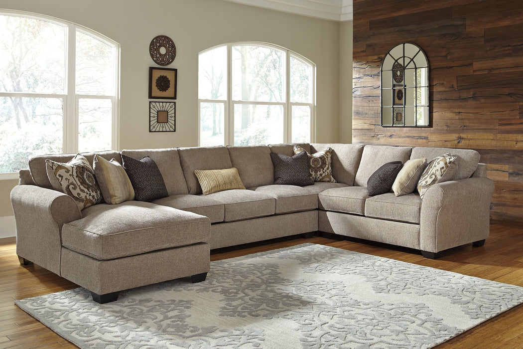 Pantomine Sectional with Chaise - Evans Furniture (CO)