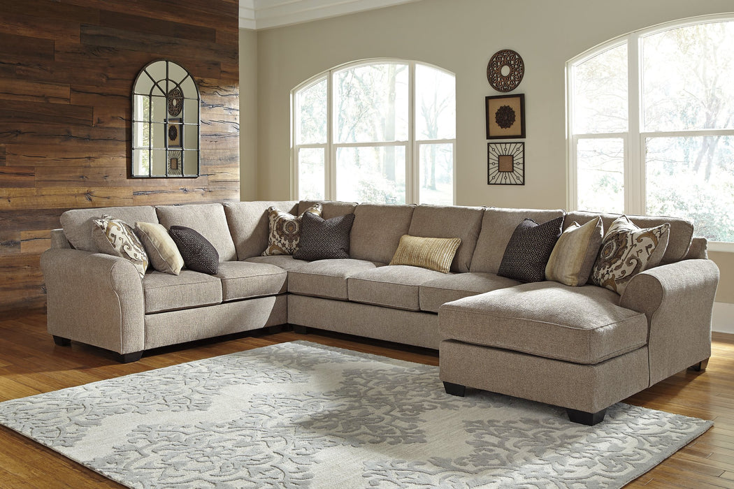 Pantomine Sectional with Chaise - Evans Furniture (CO)