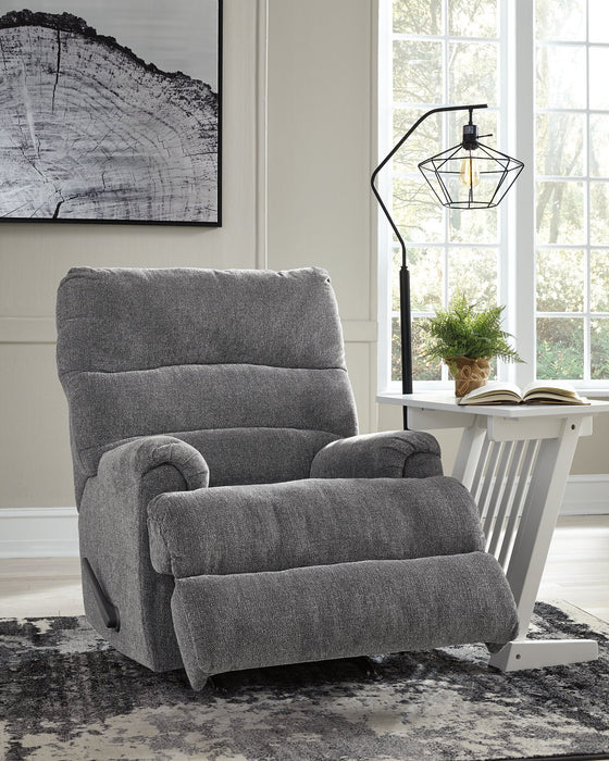 Man Fort Recliner - Evans Furniture (CO)