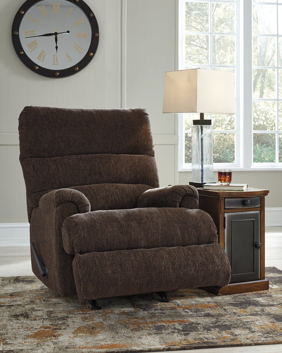 Man Fort Recliner - Evans Furniture (CO)