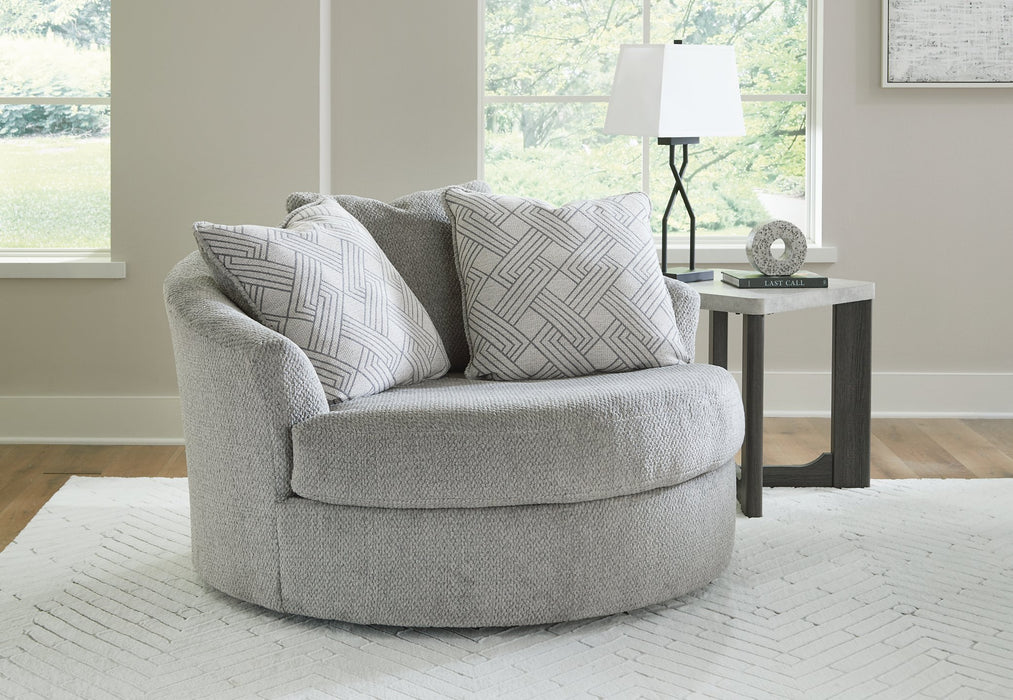 Casselbury Oversized Swivel Accent Chair - Evans Furniture (CO)