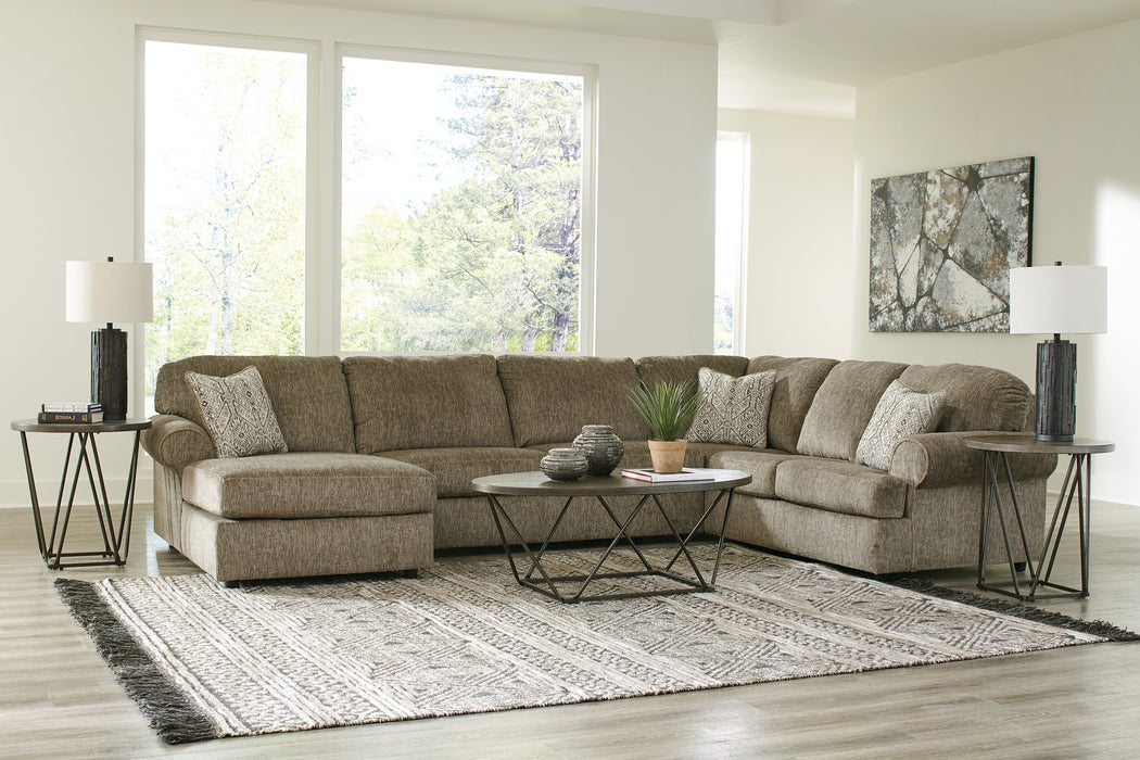 Hoylake 3-Piece Sectional with Chaise - Evans Furniture (CO)