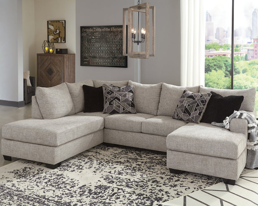 Megginson 2-Piece Sectional with Chaise - Evans Furniture (CO)