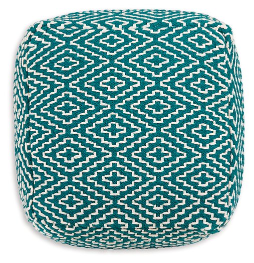 Brynnsen Pouf - Evans Furniture (CO)