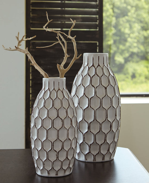 Dionna Vase (Set of 2) - Evans Furniture (CO)