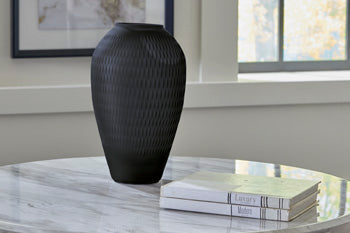 Etney Vase - Evans Furniture (CO)