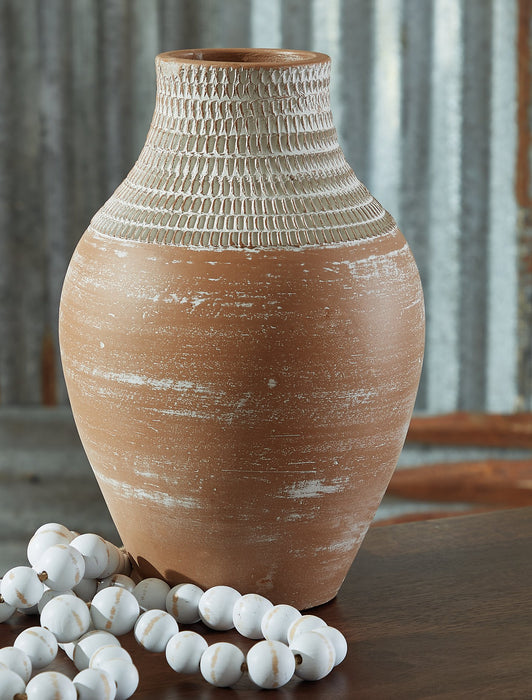 Reclove Vase - Evans Furniture (CO)