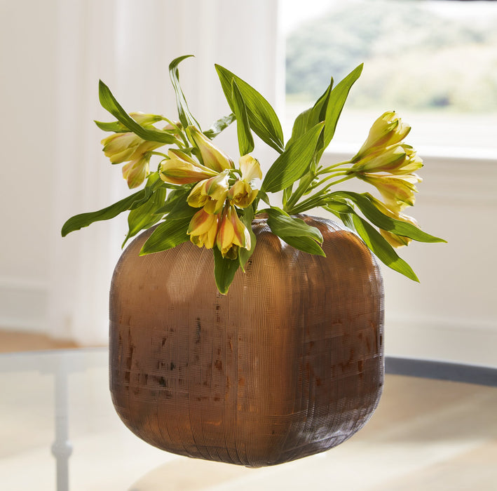 Capard Vase - Evans Furniture (CO)