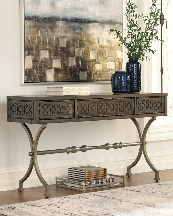 Quinnland Sofa/Console Table - Evans Furniture (CO)