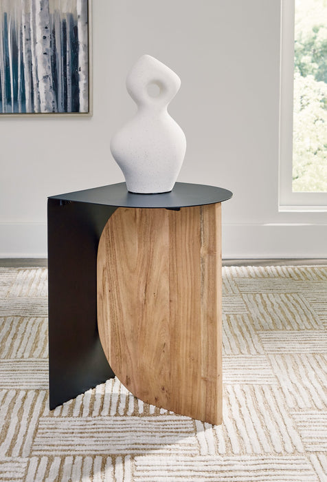 Ladgate Accent Table - Evans Furniture (CO)