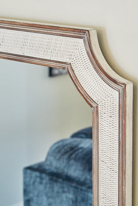 Howston Accent Mirror - Evans Furniture (CO)