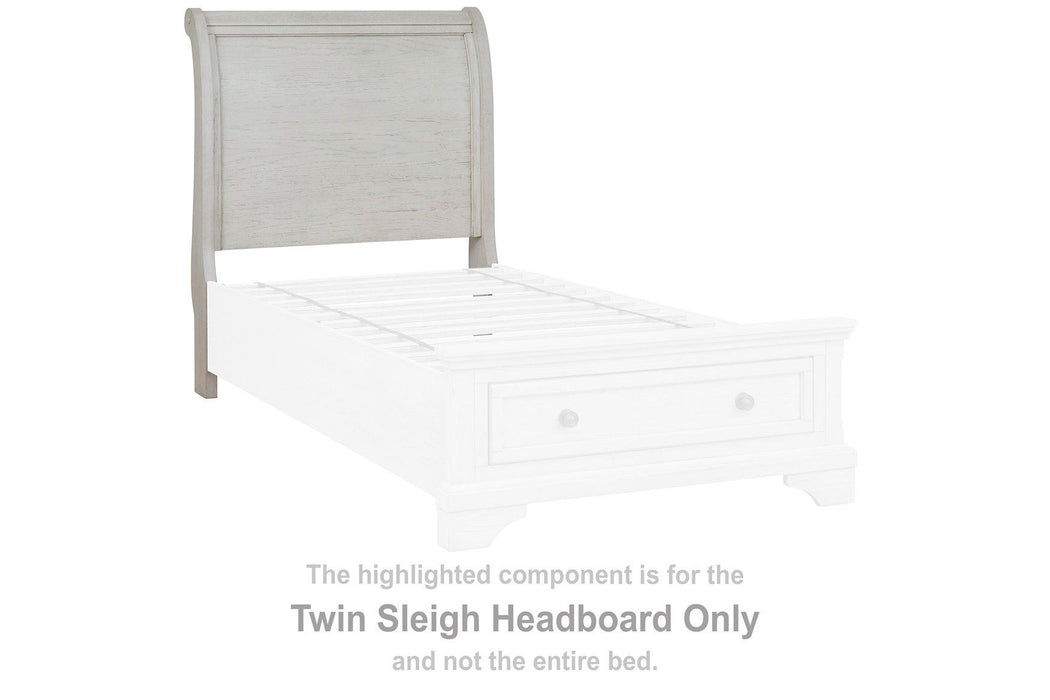 Robbinsdale Sleigh Storage Bed