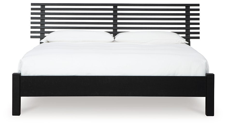 Danziar Slat Bed - Evans Furniture (CO)