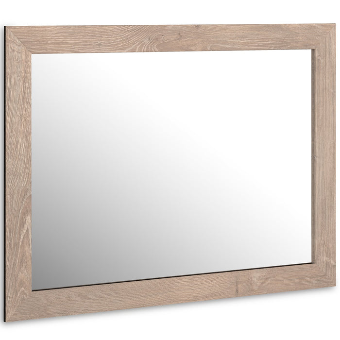 Senniberg Bedroom Mirror - Evans Furniture (CO)