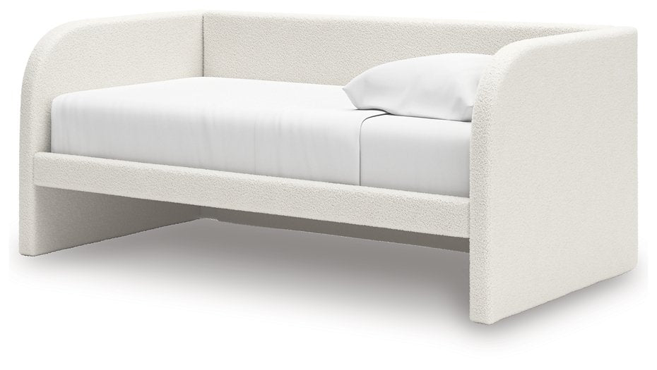 Arloster Upholstered Bed