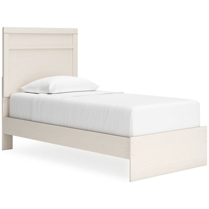 Stelsie Bed - Evans Furniture (CO)