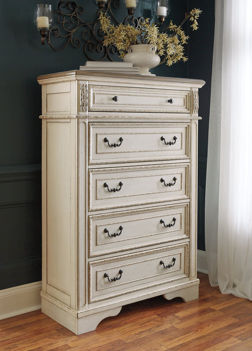 Realyn Chest of Drawers - Evans Furniture (CO)