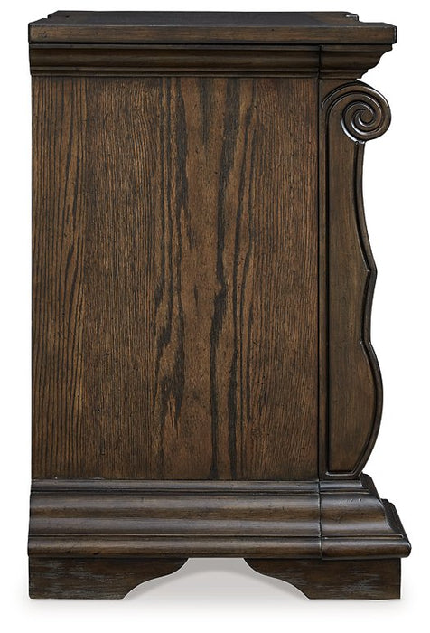 Maylee Nightstand - Evans Furniture (CO)