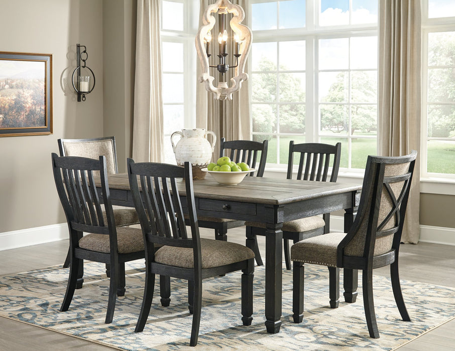 Tyler Creek Dining Chair - Evans Furniture (CO)