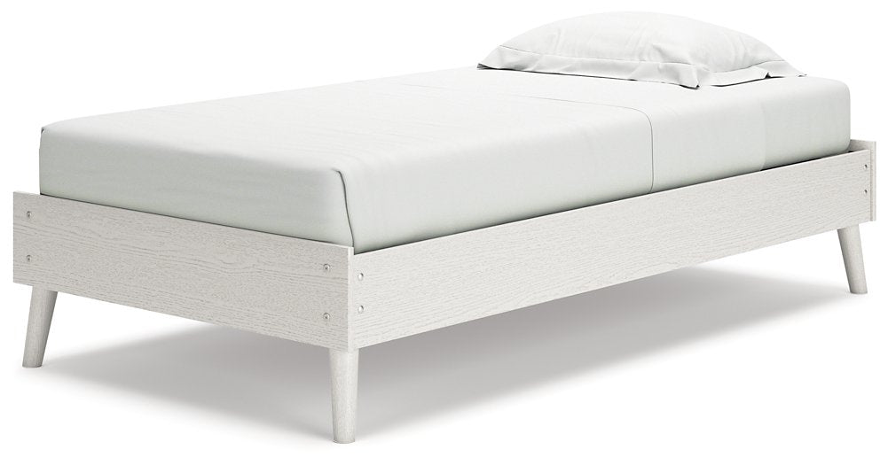 Aprilyn Bed - Evans Furniture (CO)