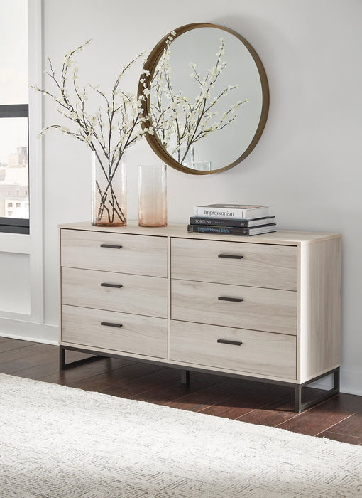 Socalle Dresser - Evans Furniture (CO)