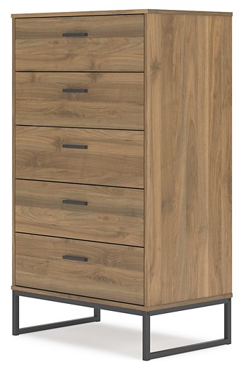 Deanlow Chest of Drawers - Evans Furniture (CO)