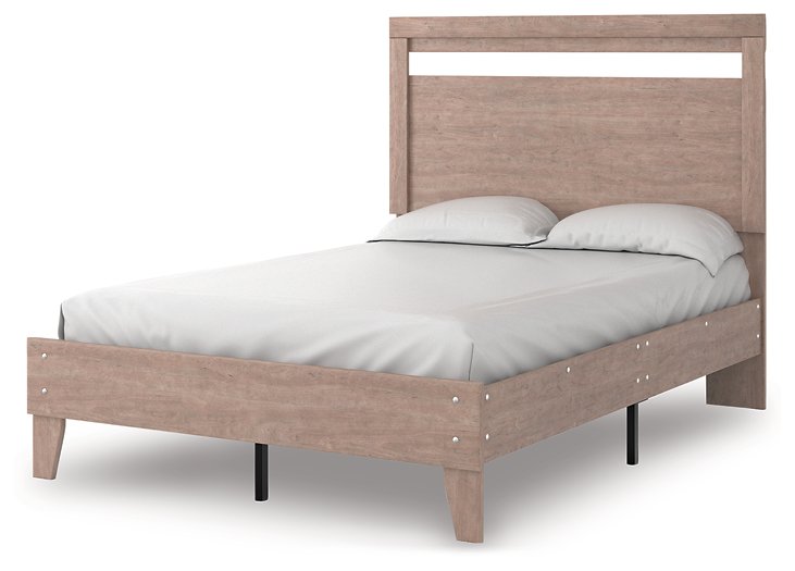 Flannia Panel Bed - Evans Furniture (CO)