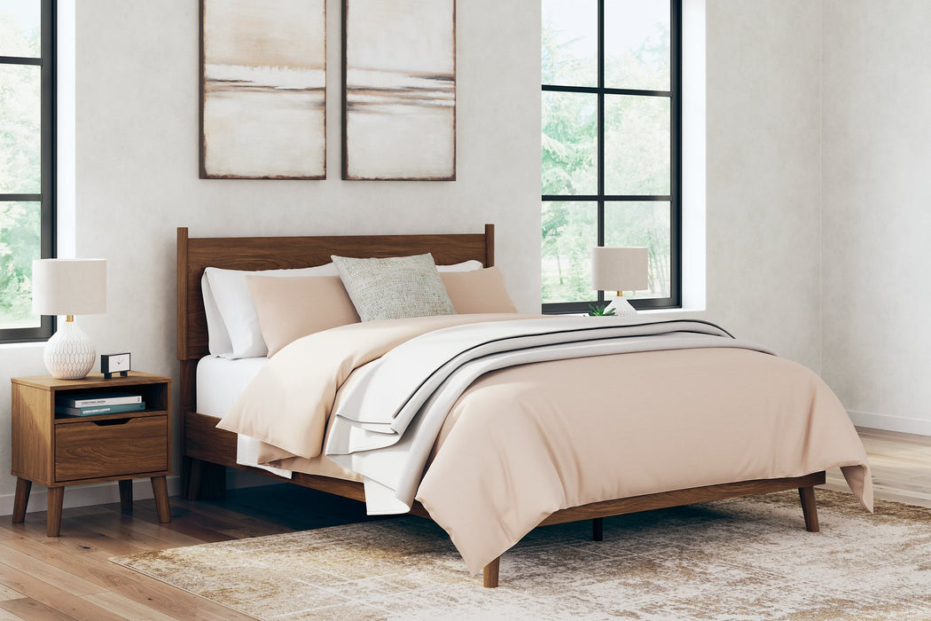 Fordmont Bed - Evans Furniture (CO)