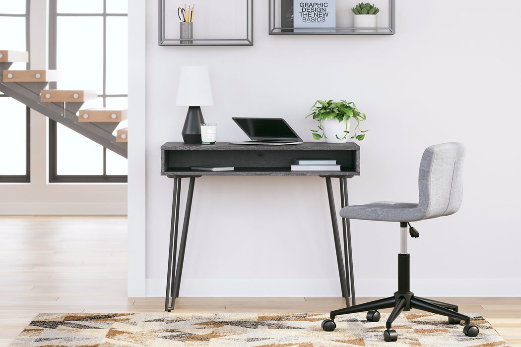Strumford Home Office Desk - Evans Furniture (CO)