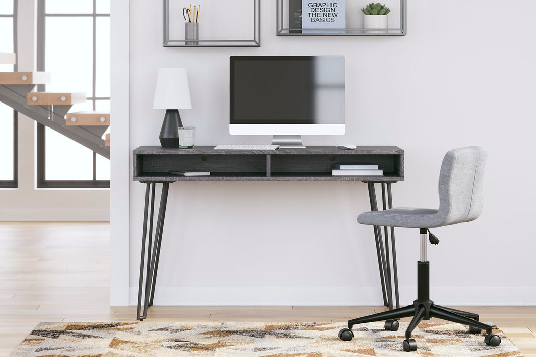 Strumford Home Office Desk - Evans Furniture (CO)