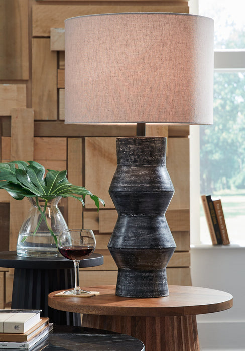 Kerbert Lamp Set - Evans Furniture (CO)