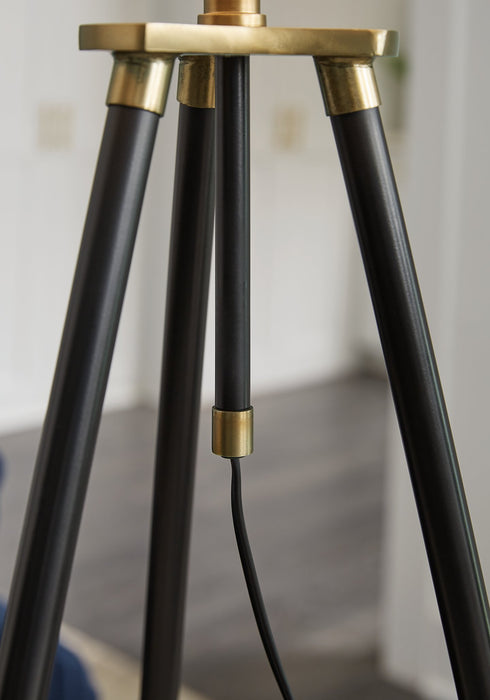 Cashner Floor Lamp - Evans Furniture (CO)