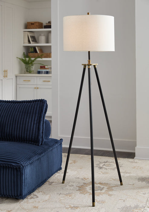 Cashner Floor Lamp - Evans Furniture (CO)