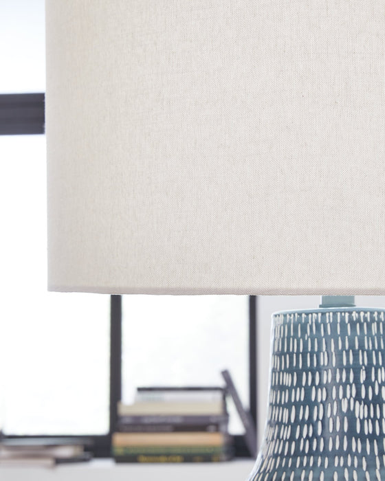 Schylarmont Table Lamp - Evans Furniture (CO)