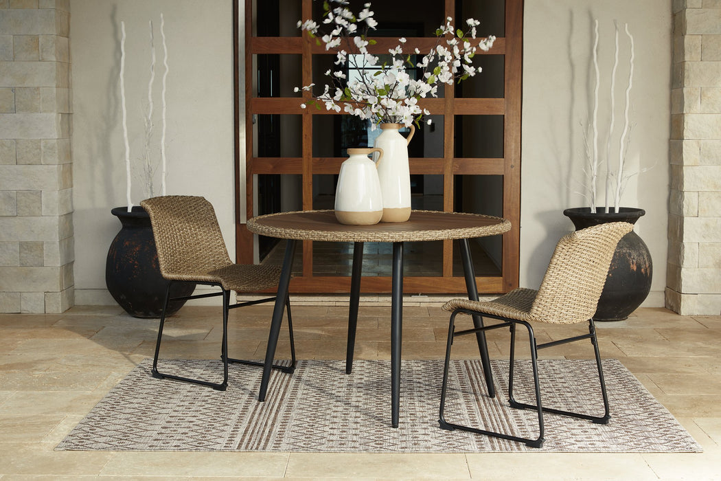 Amaris Outdoor Dining Set - Evans Furniture (CO)