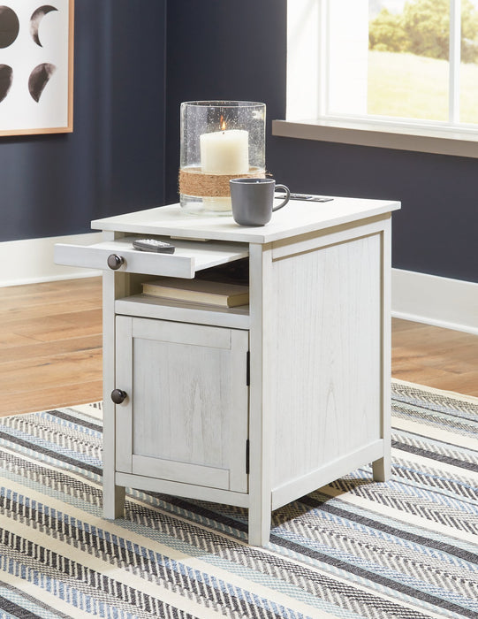 Treytown Chairside End Table - Evans Furniture (CO)