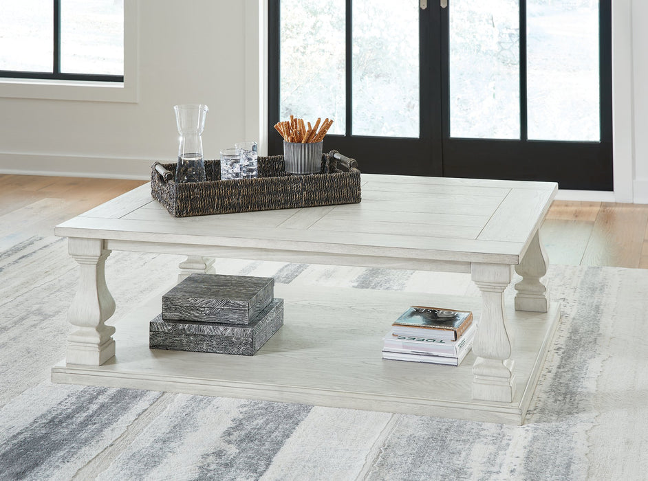 Arlendyne Coffee Table - Evans Furniture (CO)