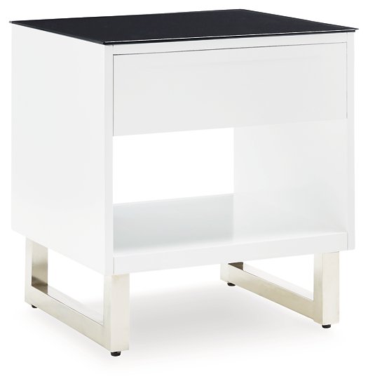 Gardoni End Table - Evans Furniture (CO)