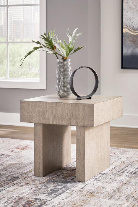 Jorlaina End Table - Evans Furniture (CO)