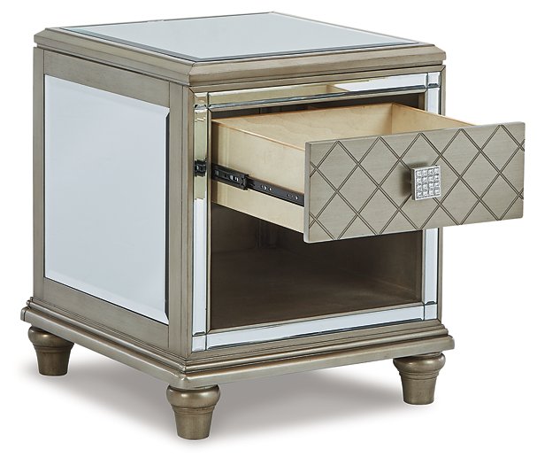 Chevanna End Table - Evans Furniture (CO)