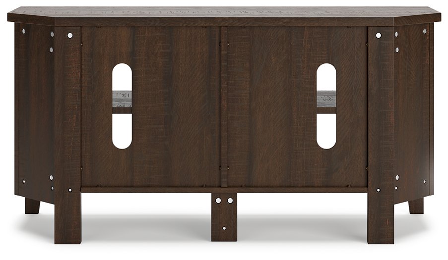 Camiburg Corner TV Stand